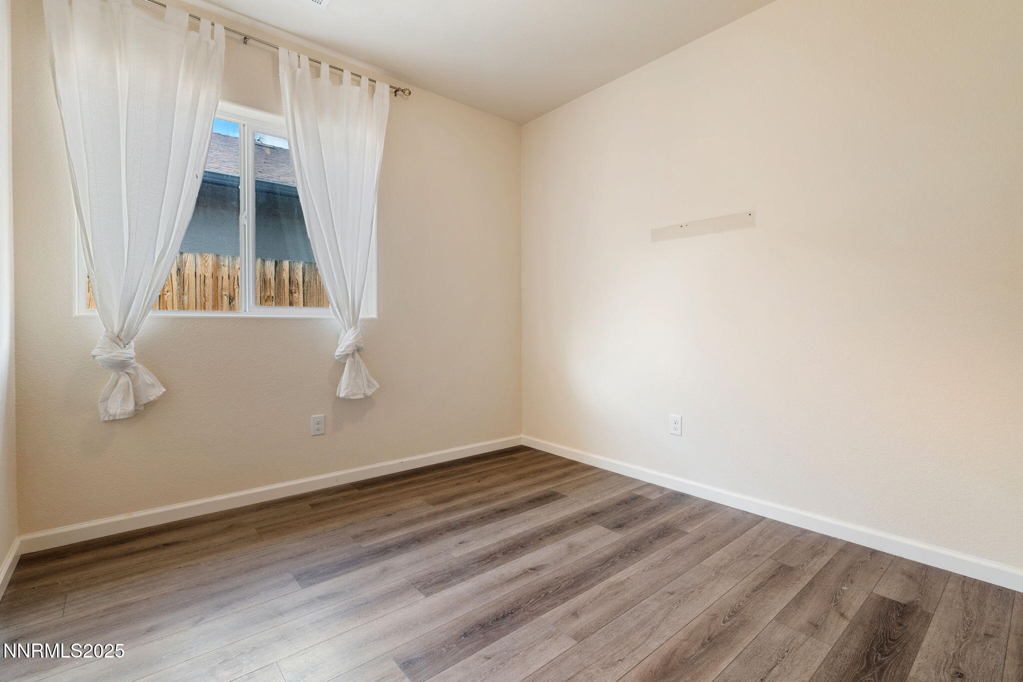 22-web-or-mls-DSC04301