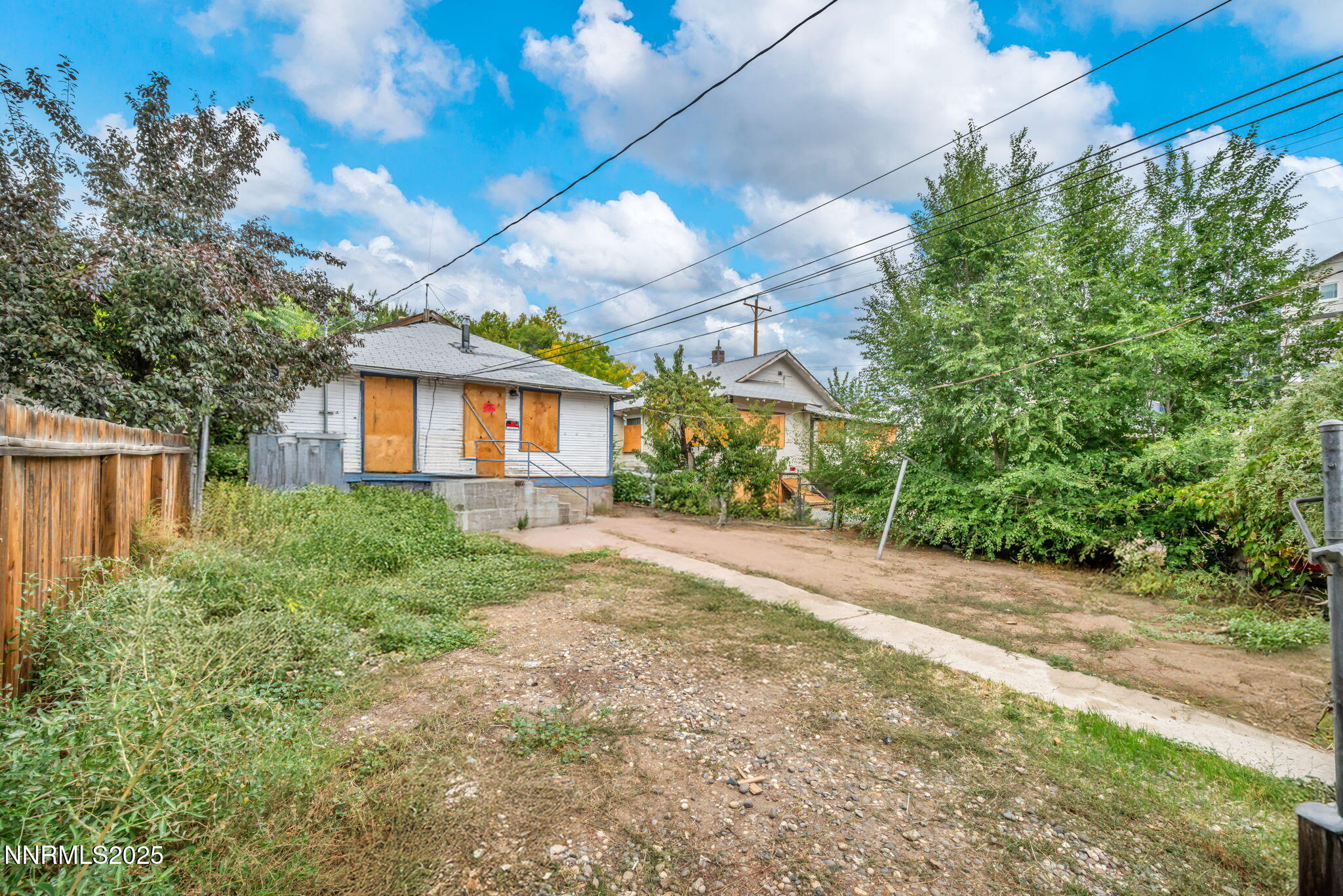 22-web-or-mls-336-e-7th-st