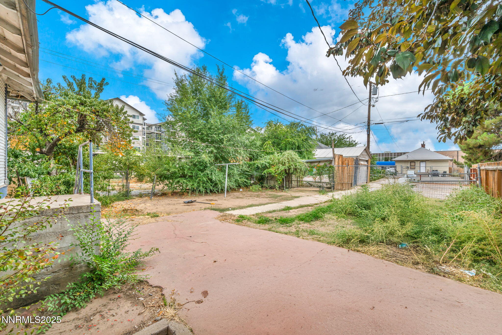 25-web-or-mls-336-e-7th-st