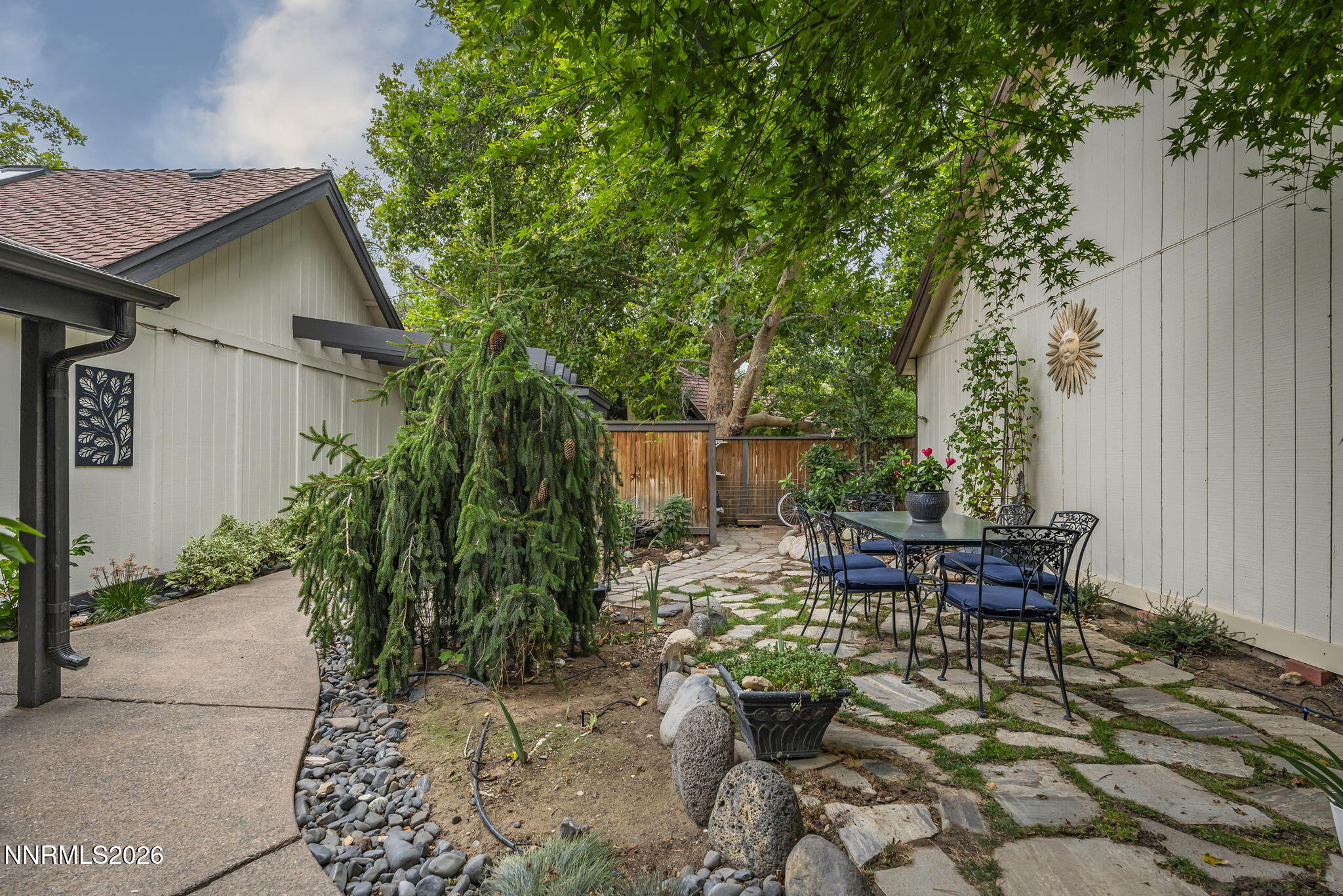500 W Riverview Circle
