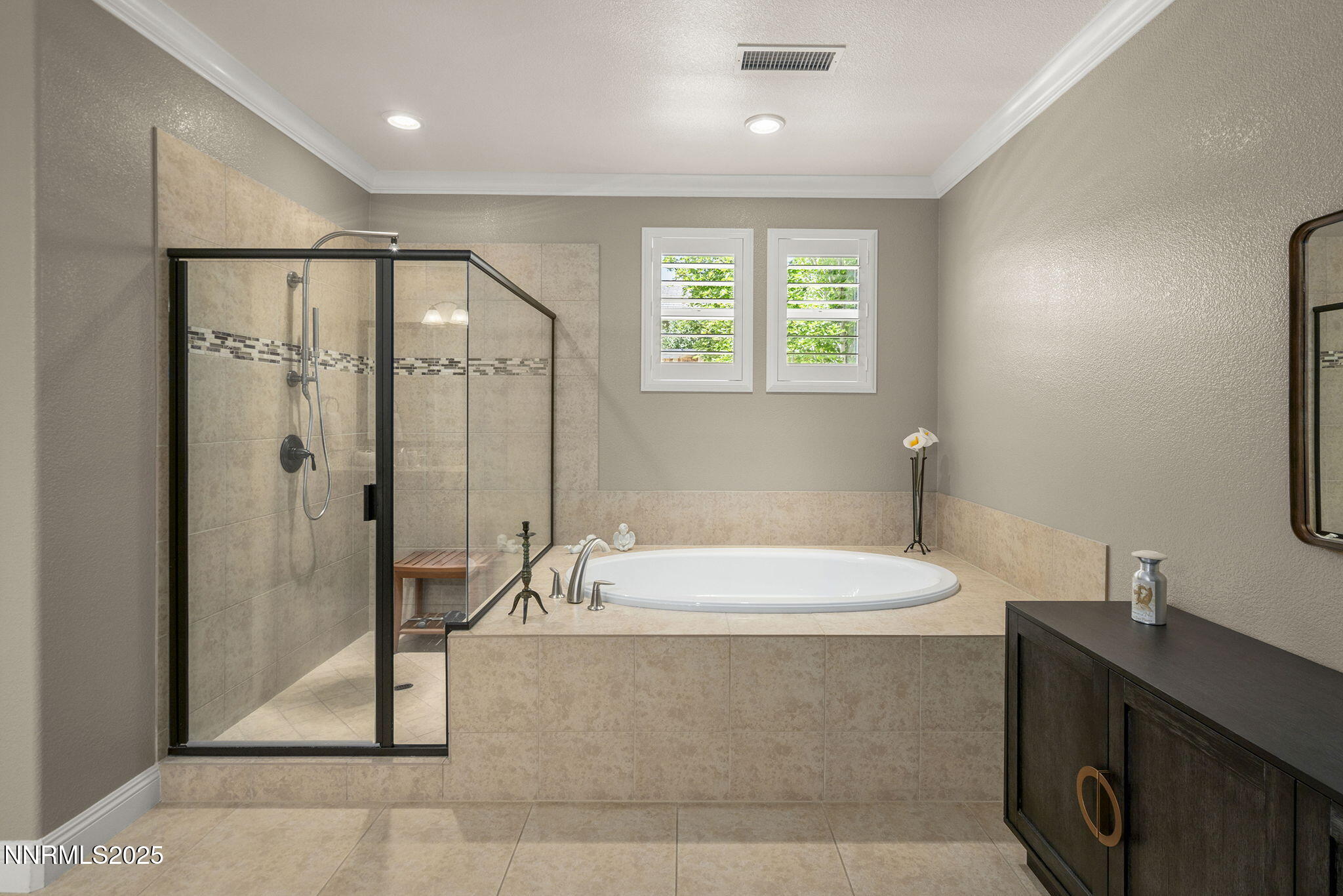 23-web-or-mls-_DSC0321