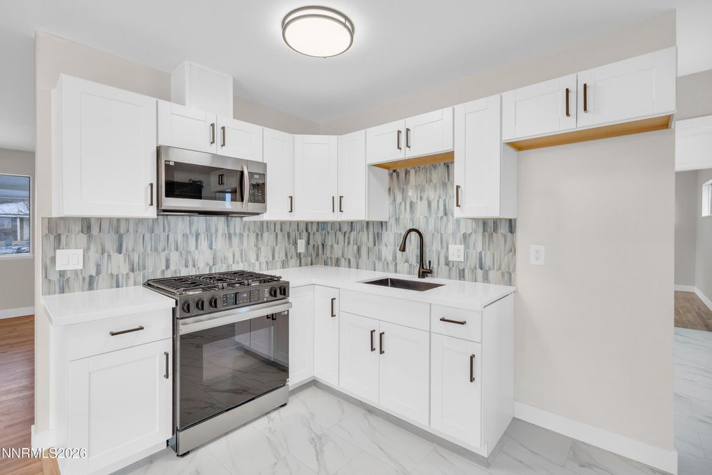 Photo of 25 E Penny Way, Sparks, NV 89431 (MLS # 260000351)