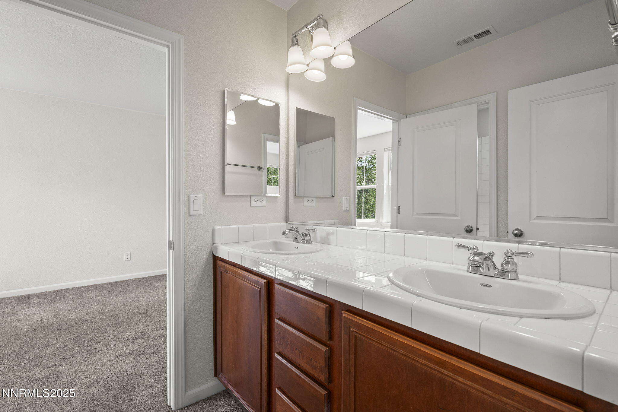 21-web-or-mls-_DSC2908