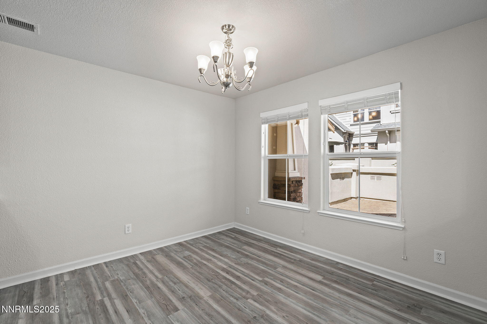 8-web-or-mls-_DSC2853