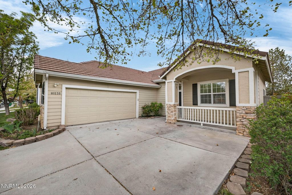 Photo of 10235 Grizzly Hill Court, Reno, NV 89521 (MLS # 260003762)