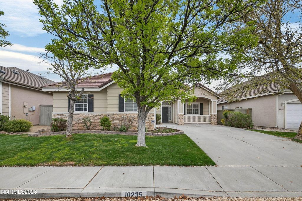 Photo of 10235 Grizzly Hill Court, Reno, NV 89521 (MLS # 260003762)
