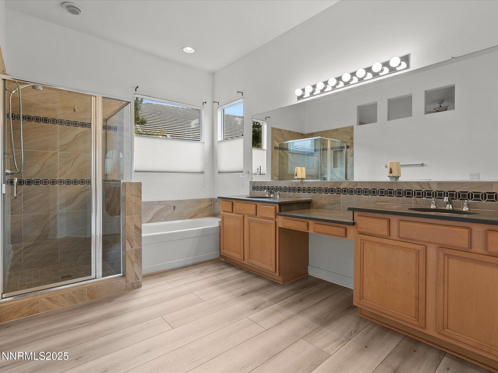 25-10316 Sterling View Ct-124