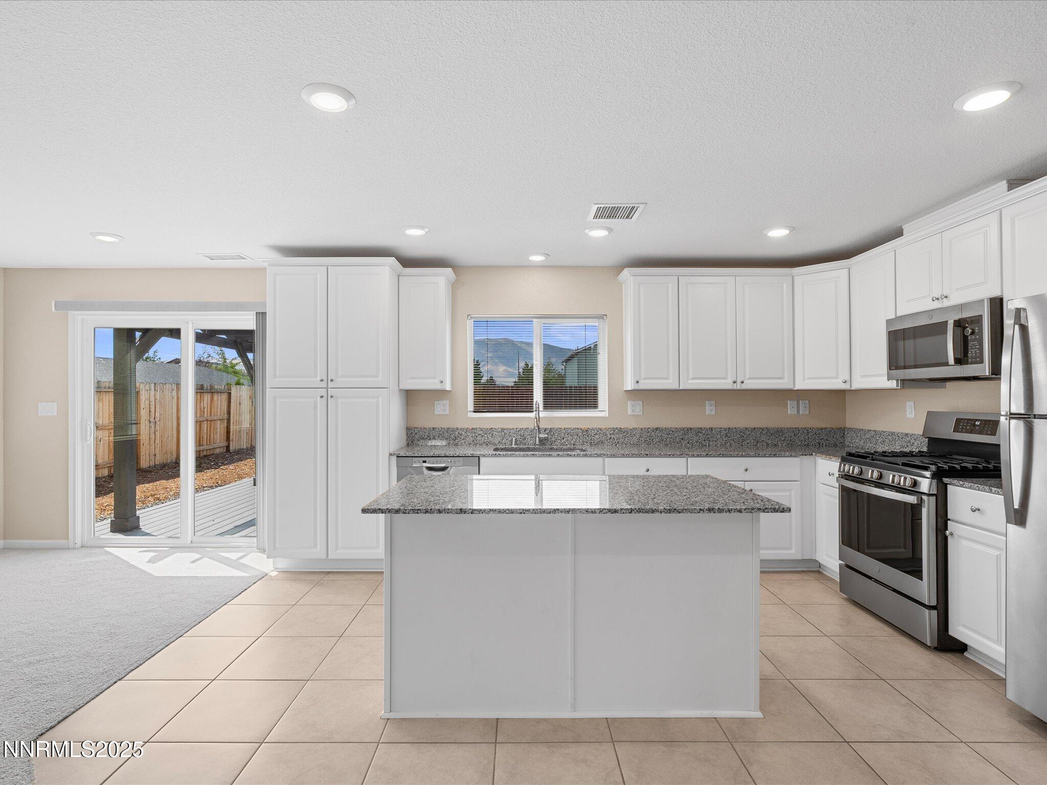 12-8933 Quail Fls Dr-111