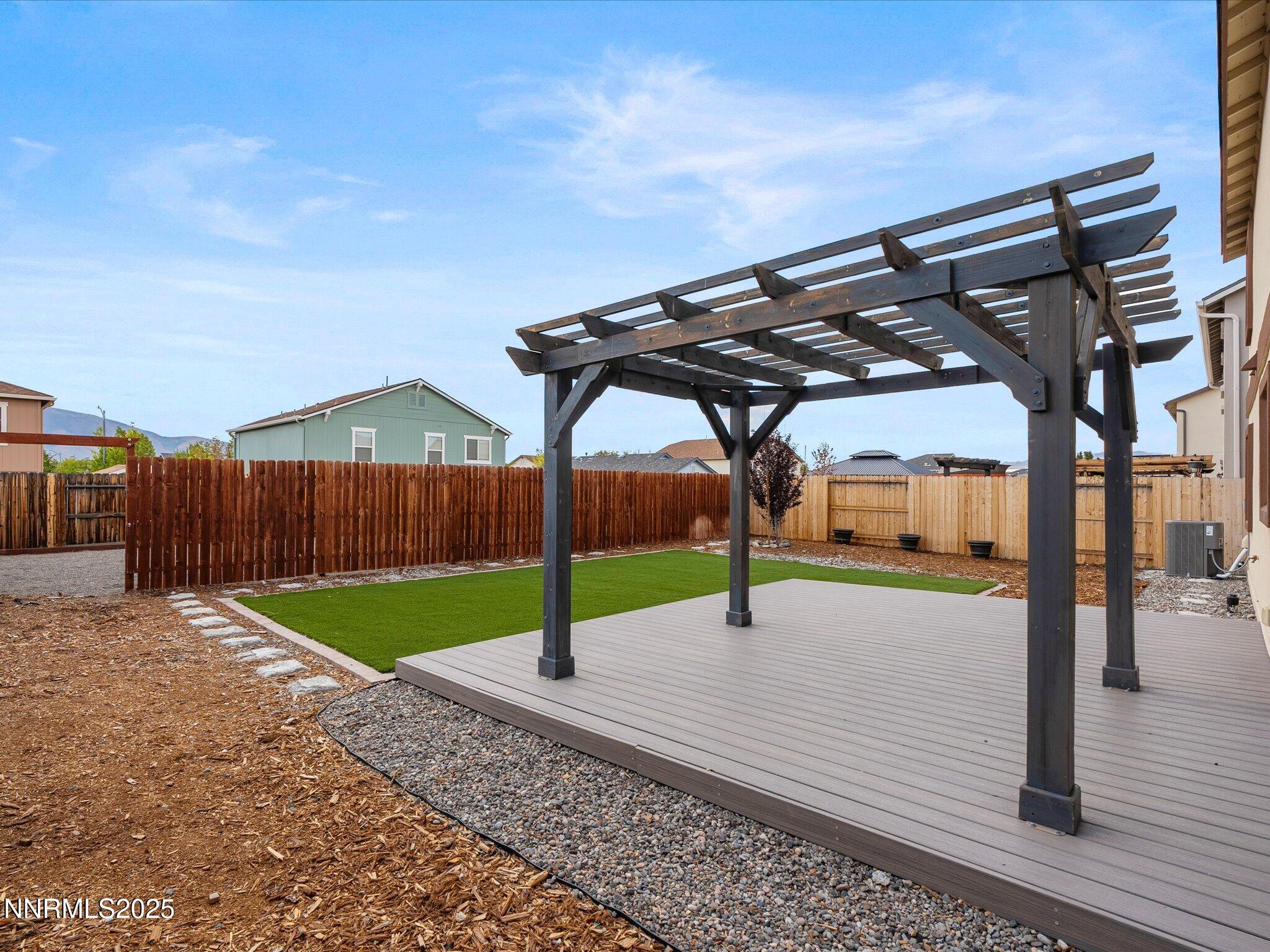 36-8933 Quail Fls Dr-135