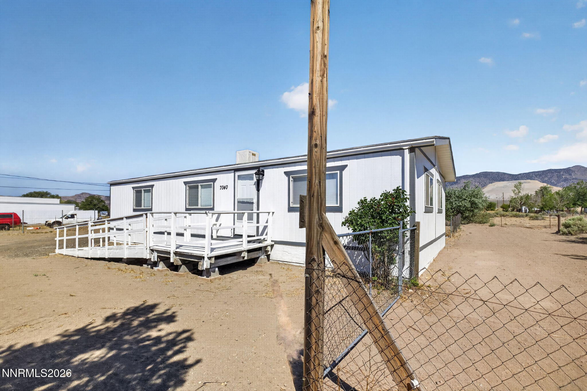 7040 E Hwy 50