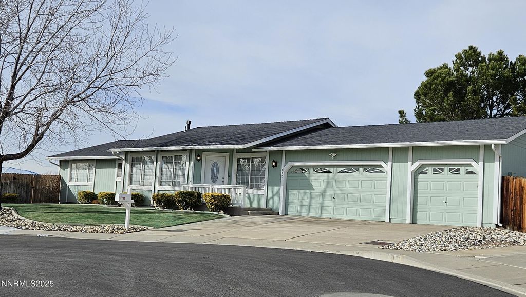 Photo of 645 Kane Court, Reno, NV 89512 (MLS # 260000165)