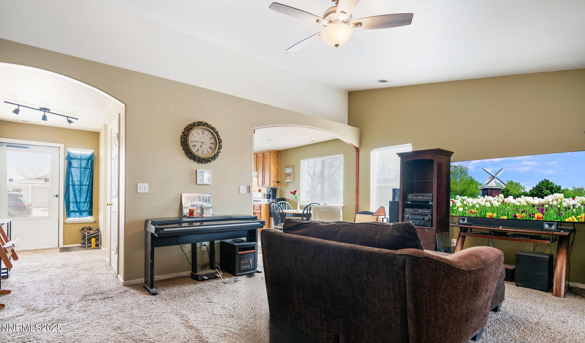 7-web-or-mls-DSC_8180-Edit (1)