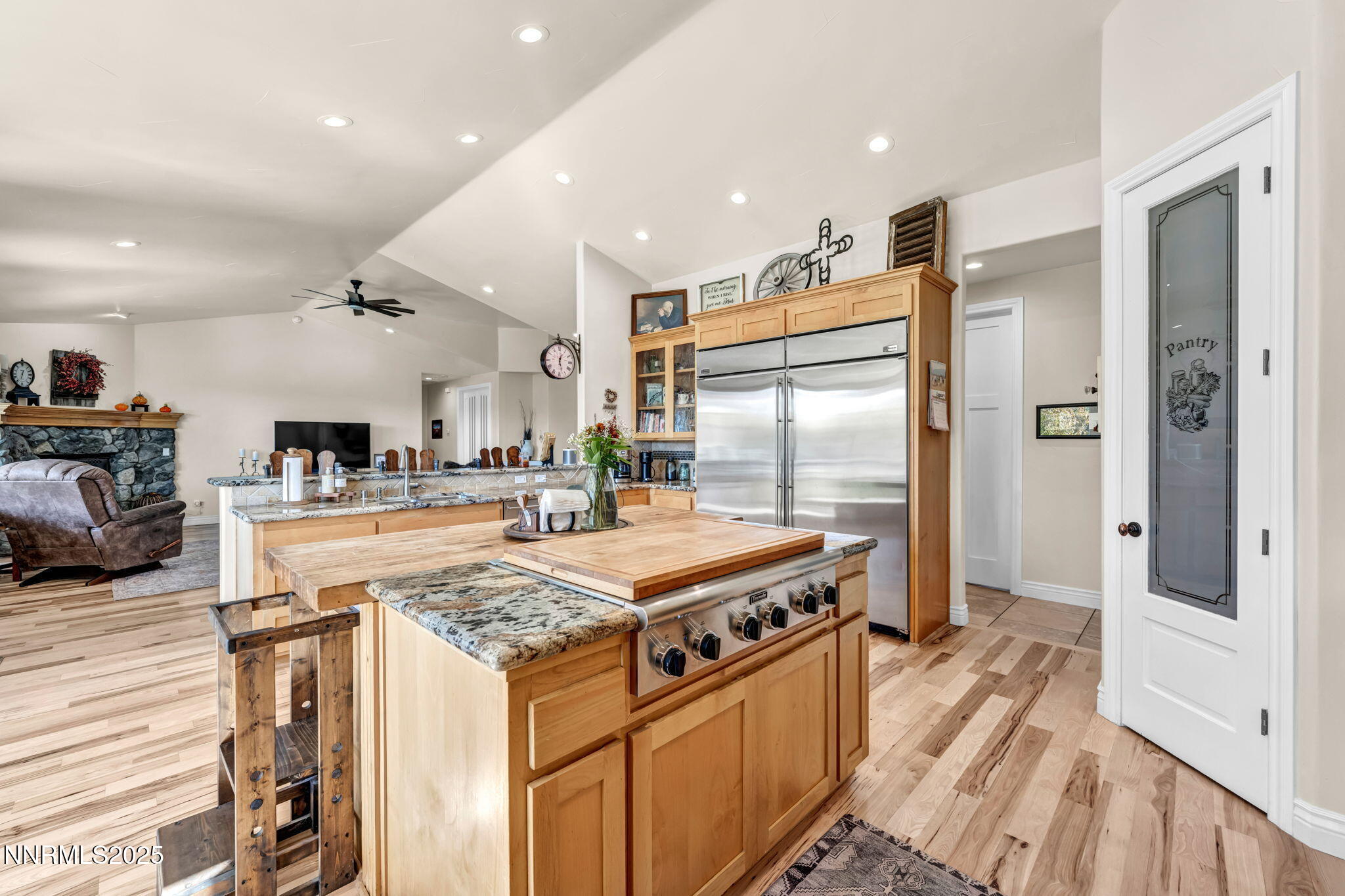 102-web-or-mls-1058-frieda-ln