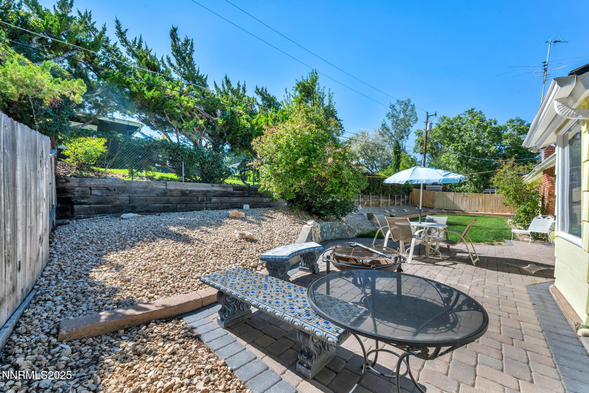 18-web-or-mls-3260-cashill-blvd