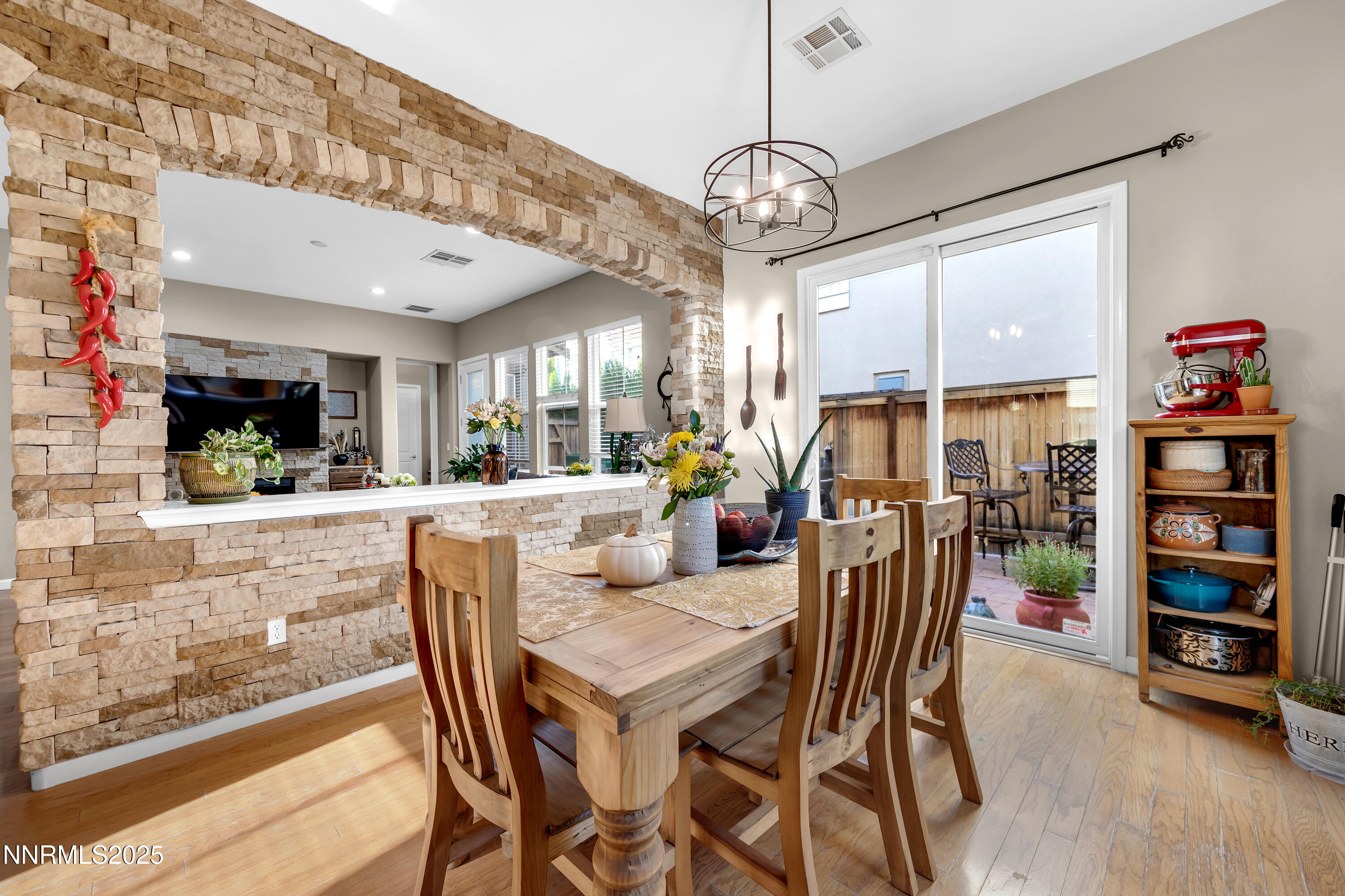 HeavenlyView2220-011