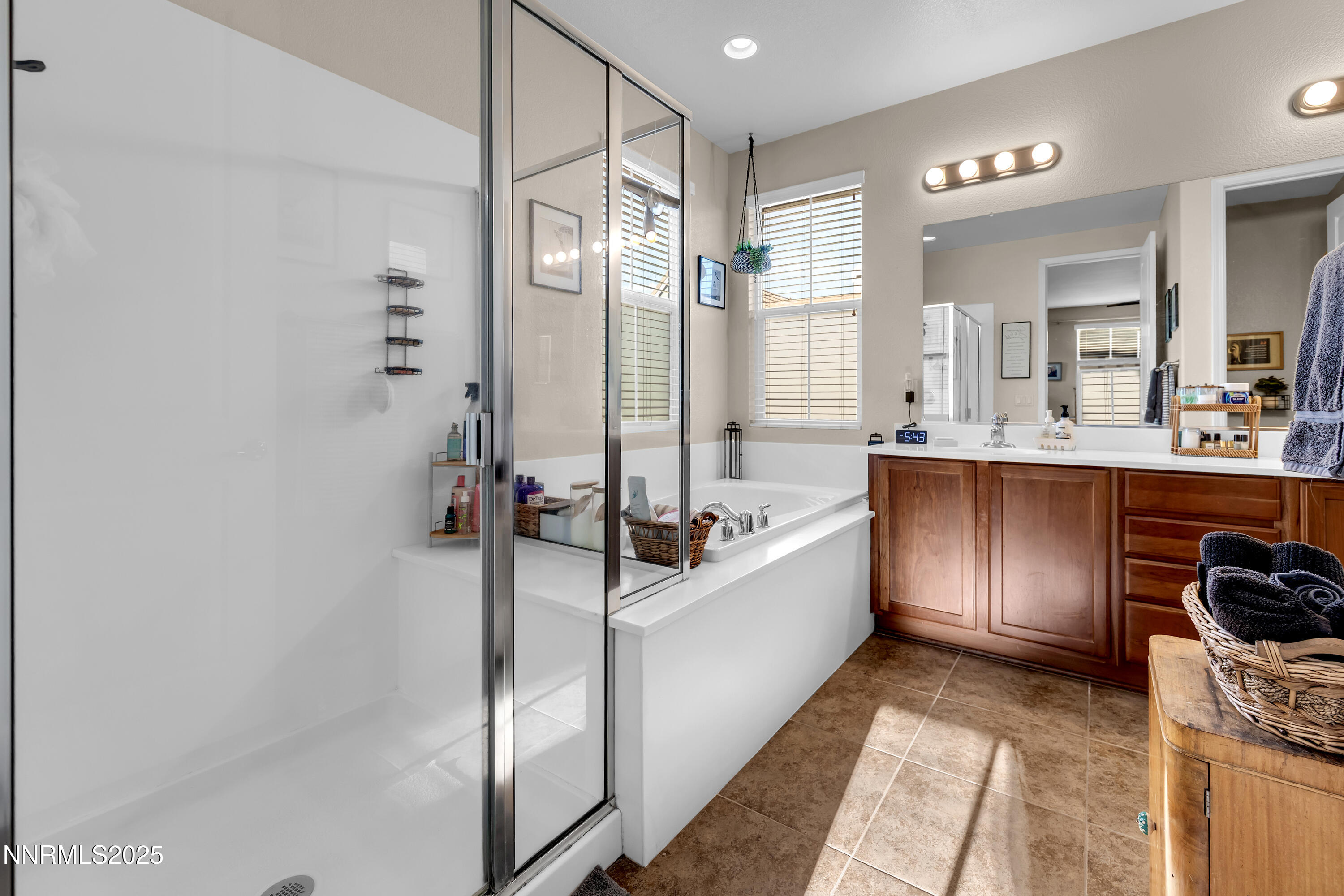 HeavenlyView2220-028