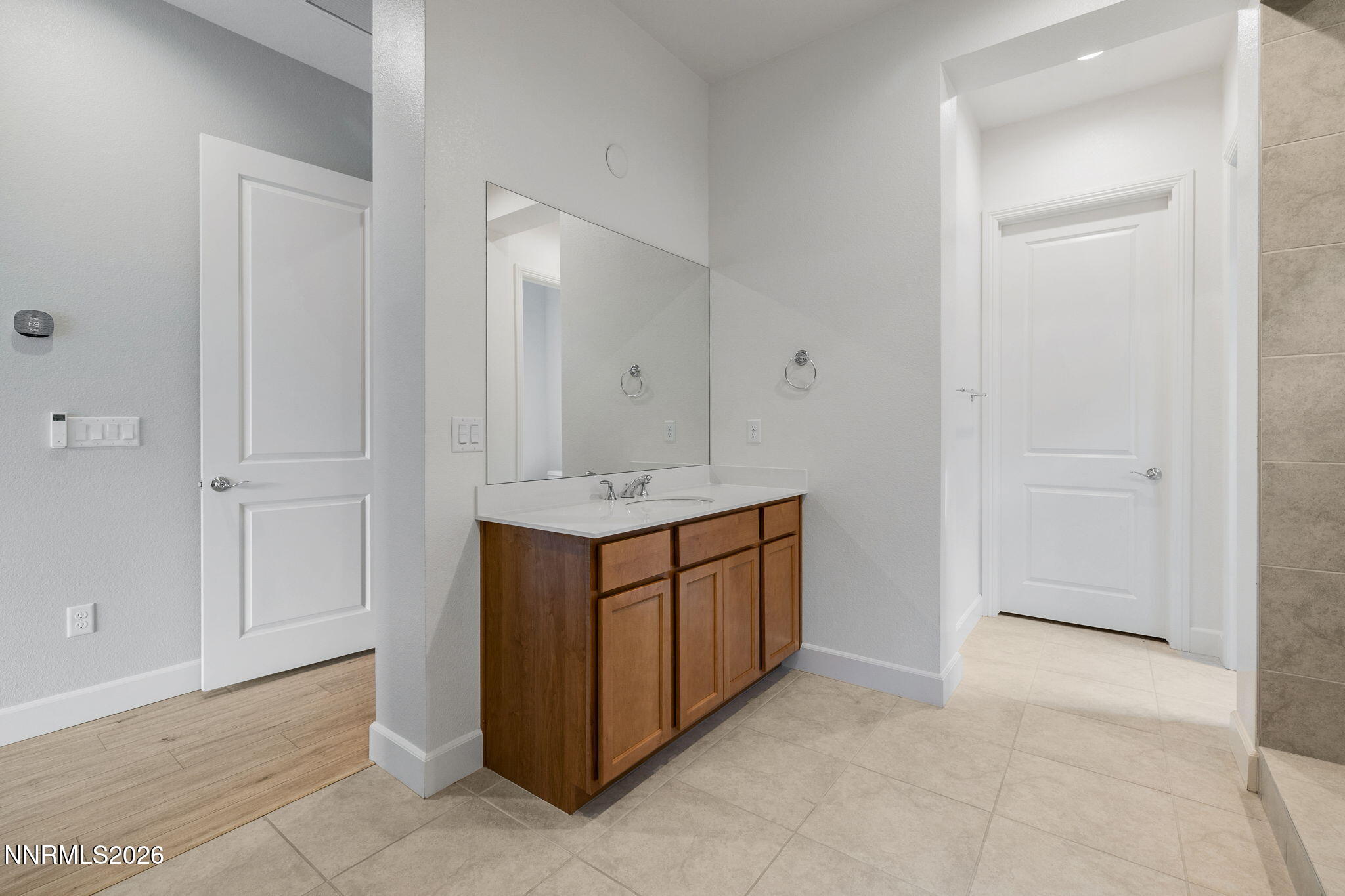 30-web-or-mls-9505 Copper Sky-31