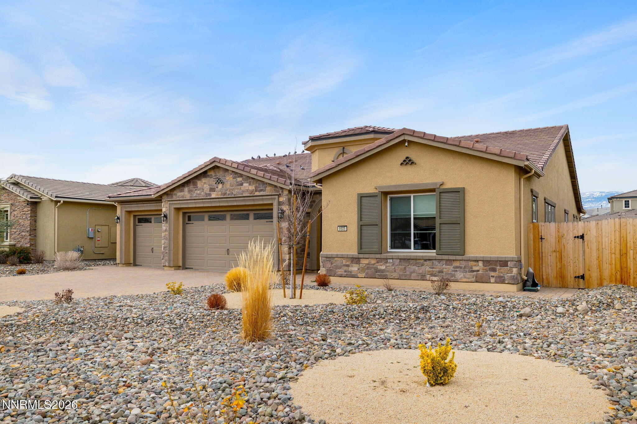 43-web-or-mls-9505 Copper Sky-44