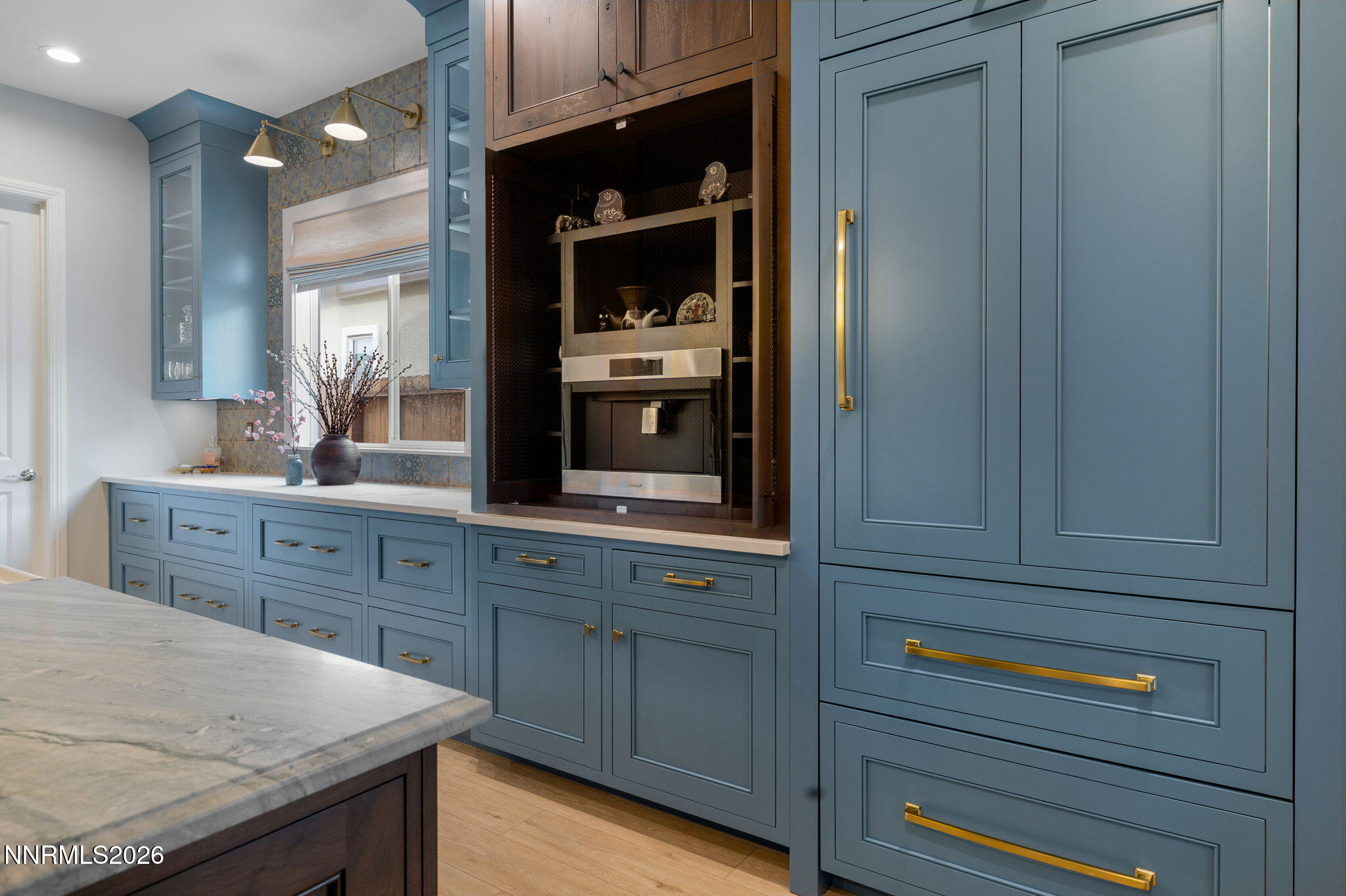 17-web-or-mls-9505 Copper Sky-18