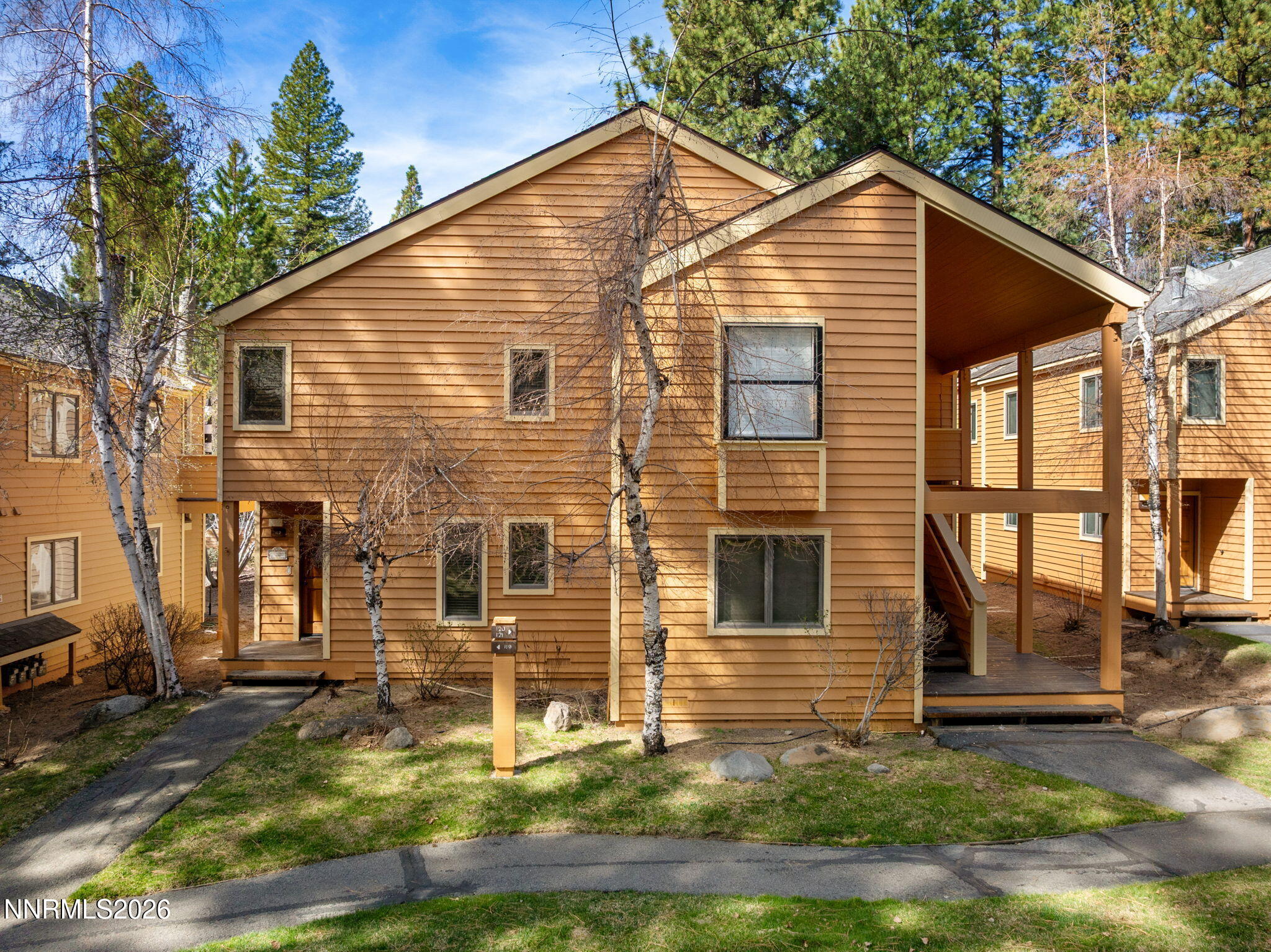 25-web-or-mls-120 Village unit 121-26