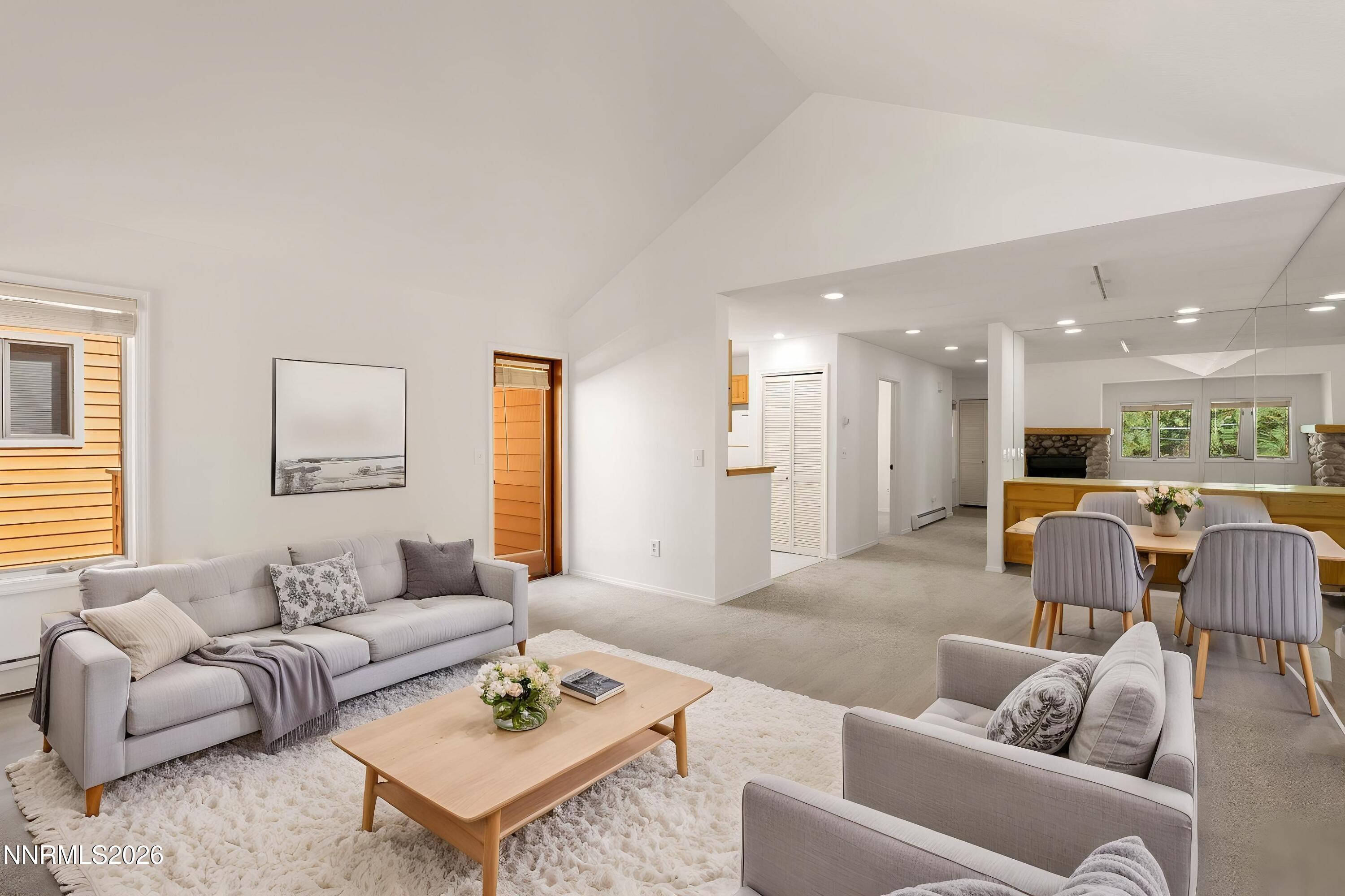 15-print-120_village_unit_121-16 - Livin