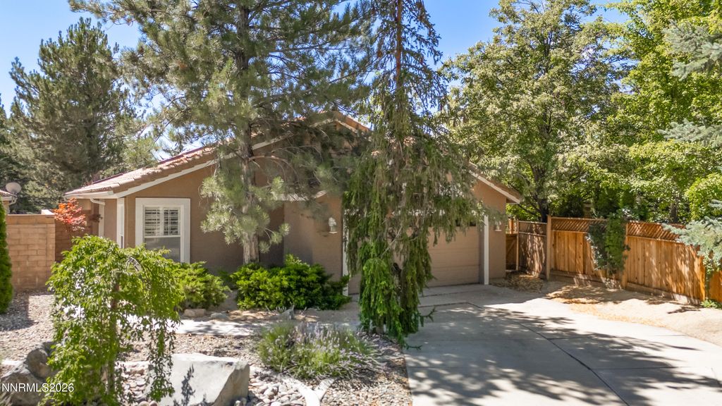 Photo of 6294 Dog Hollow Court, Reno, NV 89519 (MLS # 260001714)