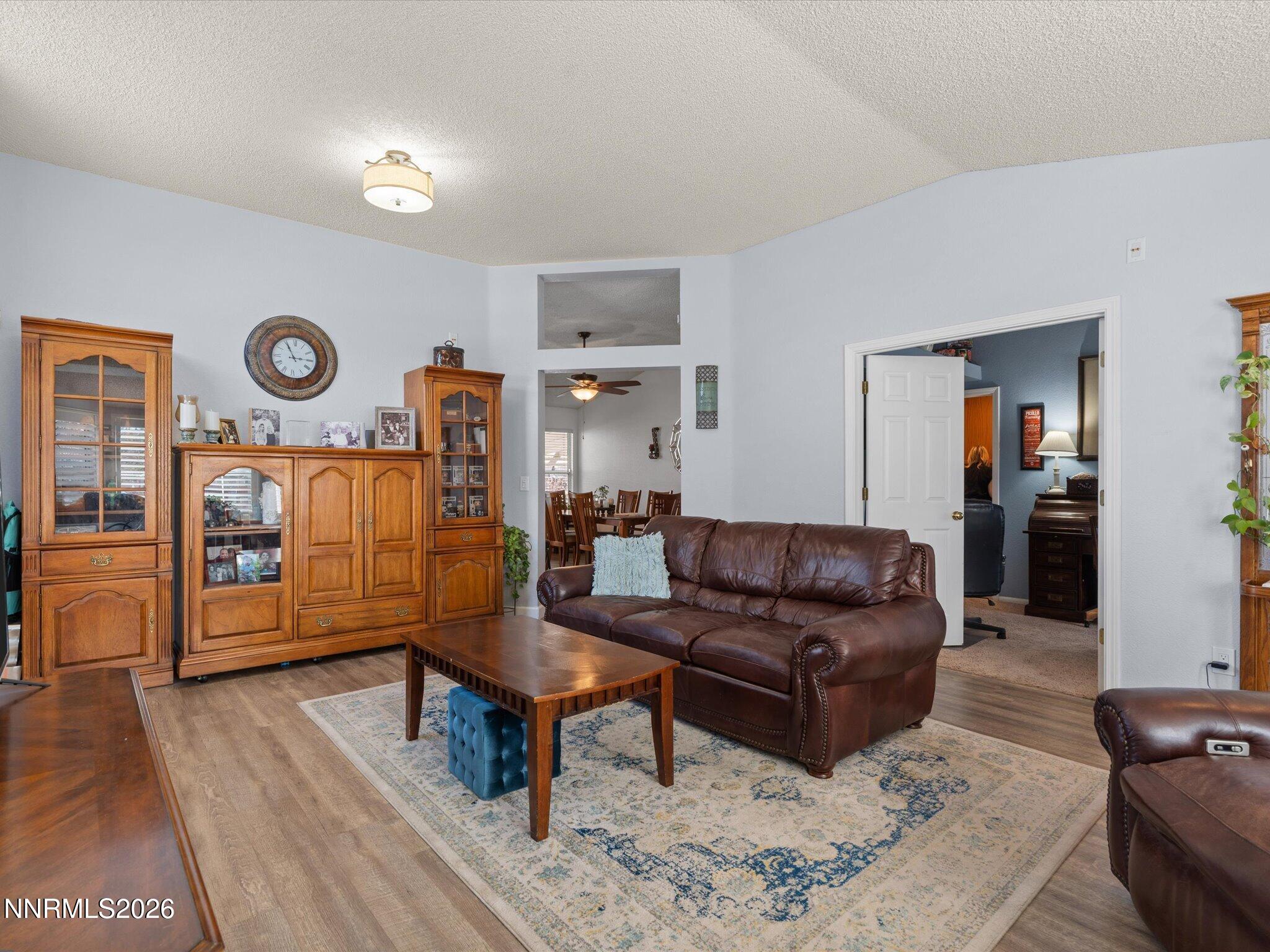 10-300 Kilborne Ave-109