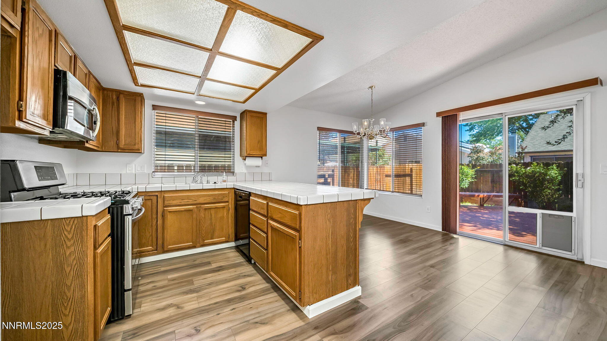 Sparks, Nevada 89434, United States, 2 Bedrooms Bedrooms, ,2 BathroomsBathrooms,Residential,Pending,188030