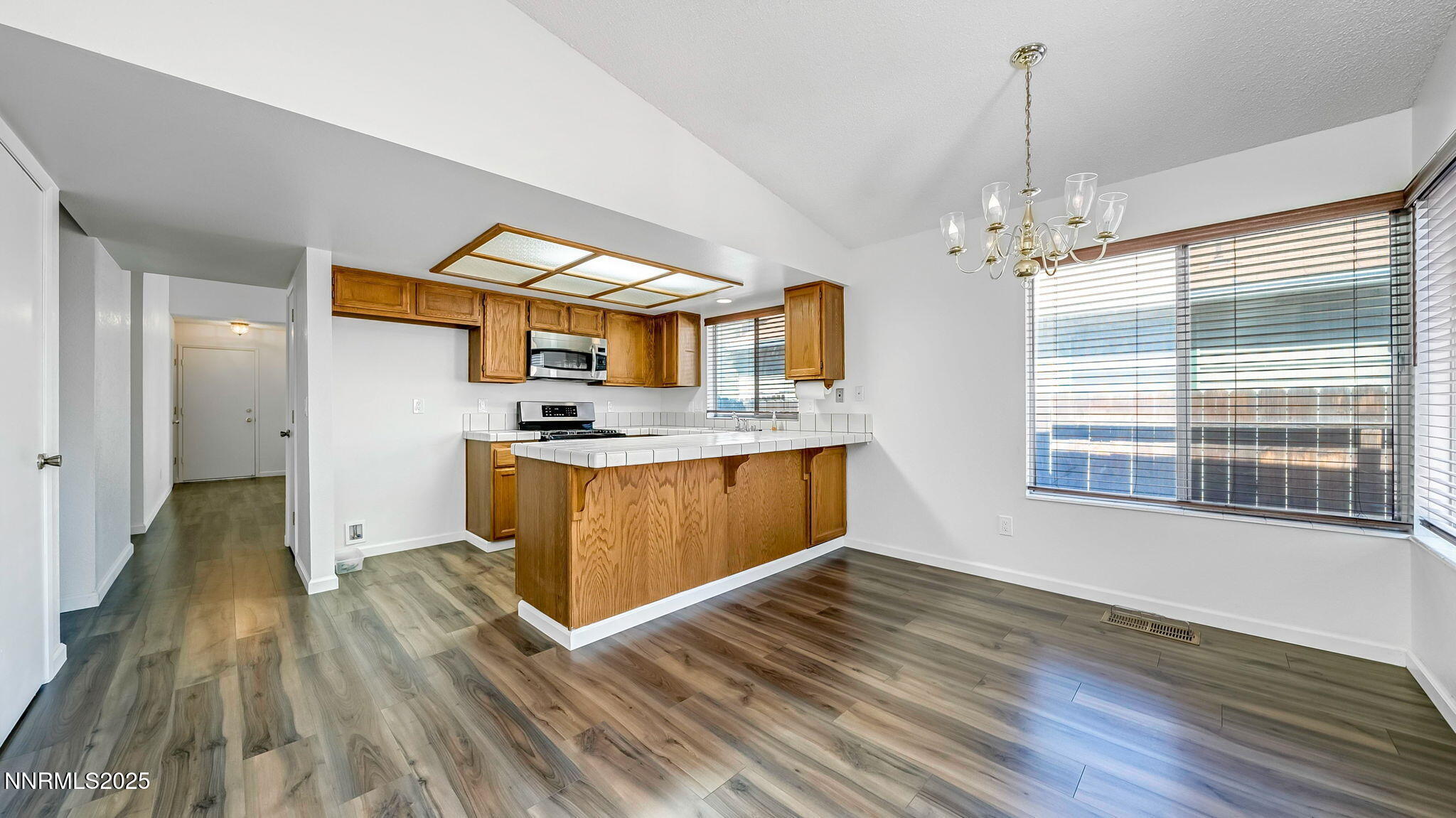 Sparks, Nevada 89434, United States, 2 Bedrooms Bedrooms, ,2 BathroomsBathrooms,Residential,Pending,188030