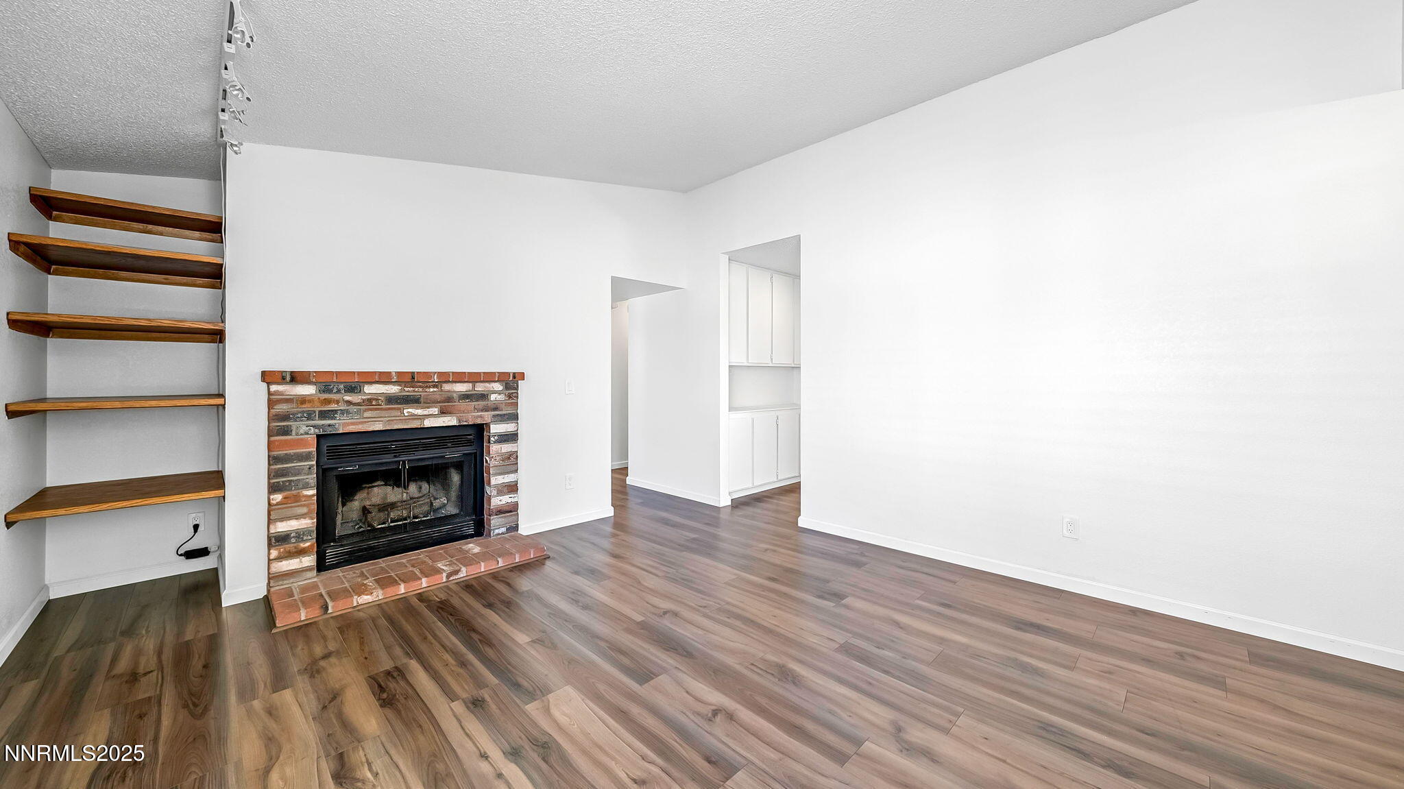 Sparks, Nevada 89434, United States, 2 Bedrooms Bedrooms, ,2 BathroomsBathrooms,Residential,Pending,188030