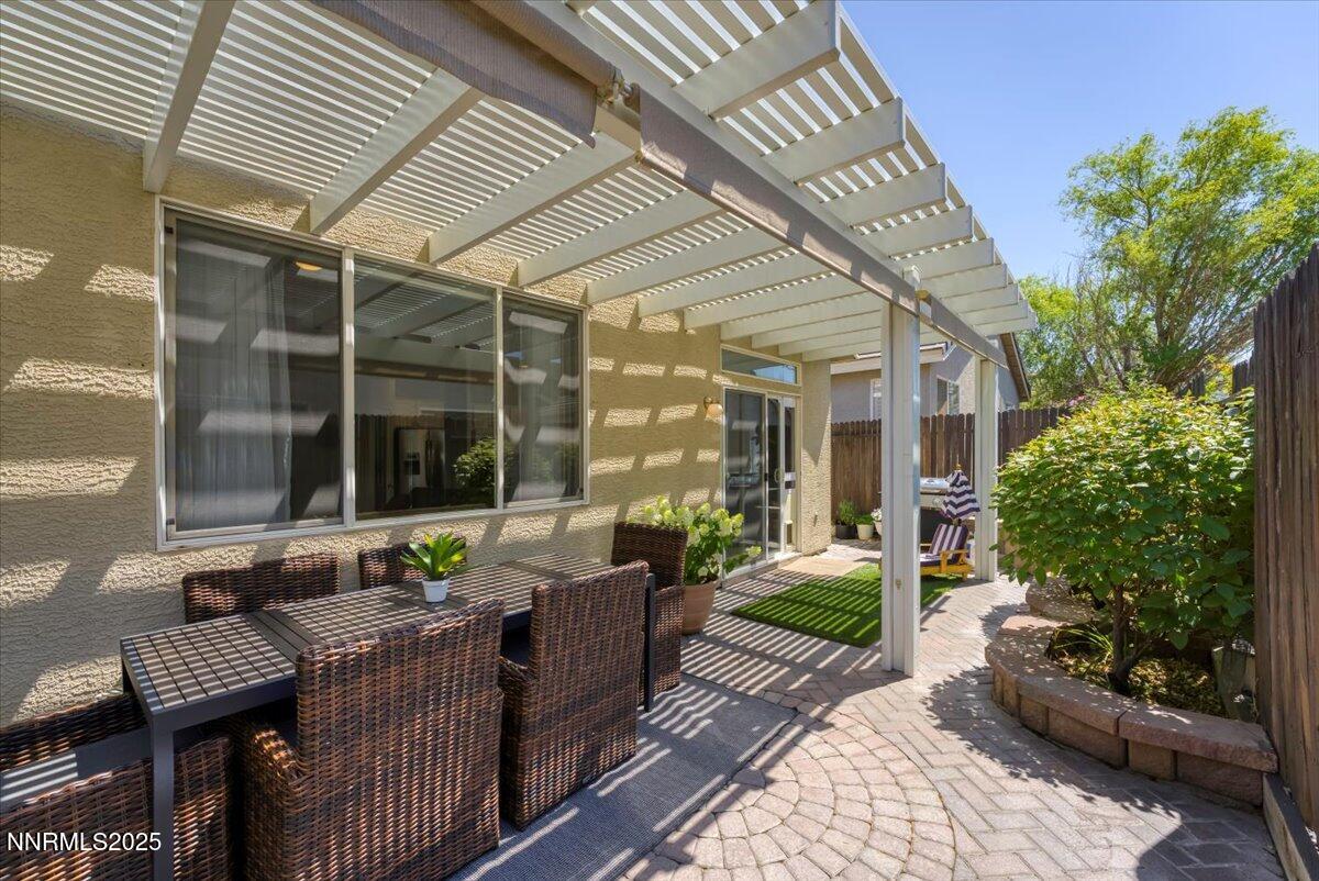 25-1612 Mountain Ln Reno NV 89521 (25 of