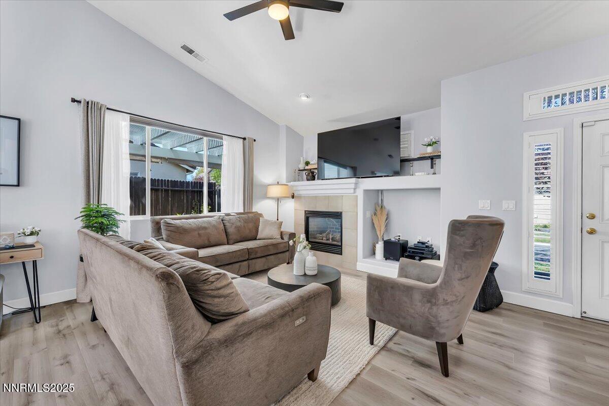 08-1612 Mountain Ln Reno NV 89521 (8 of