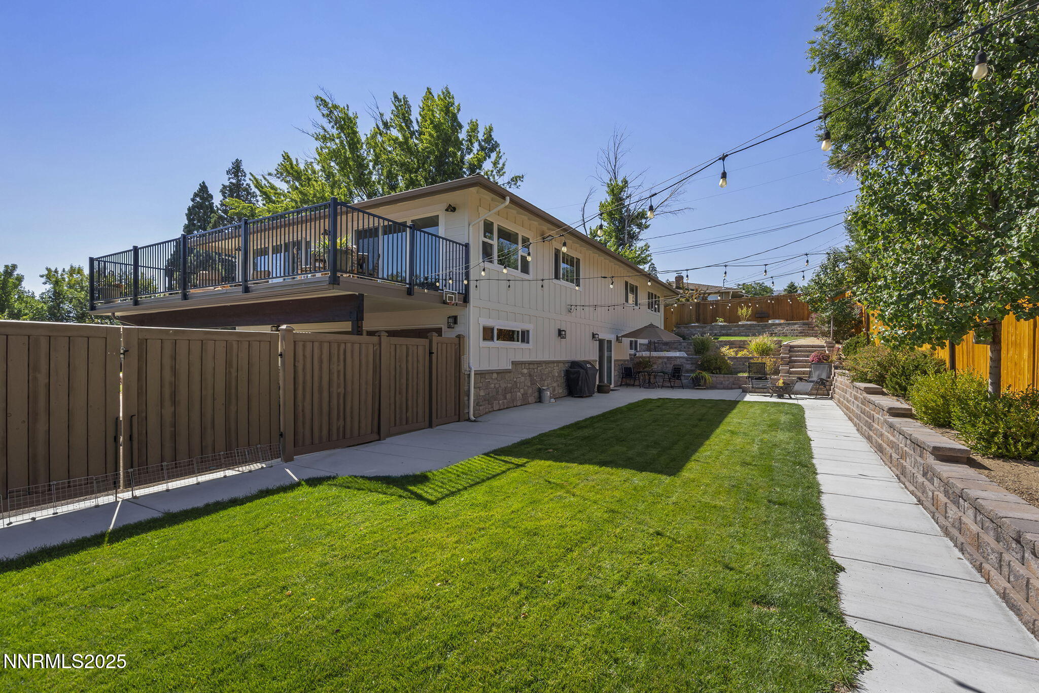 32-web-or-mls-_DSC0061