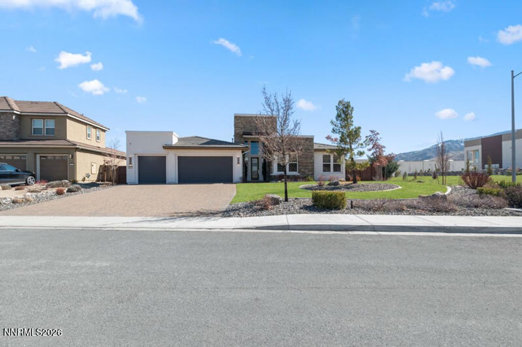 Photo of 100 Scott Court, Verdi, NV 89439 (MLS # 260003517)
