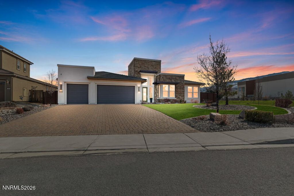 Photo of 100 Scott Court, Verdi, NV 89439 (MLS # 260003517)