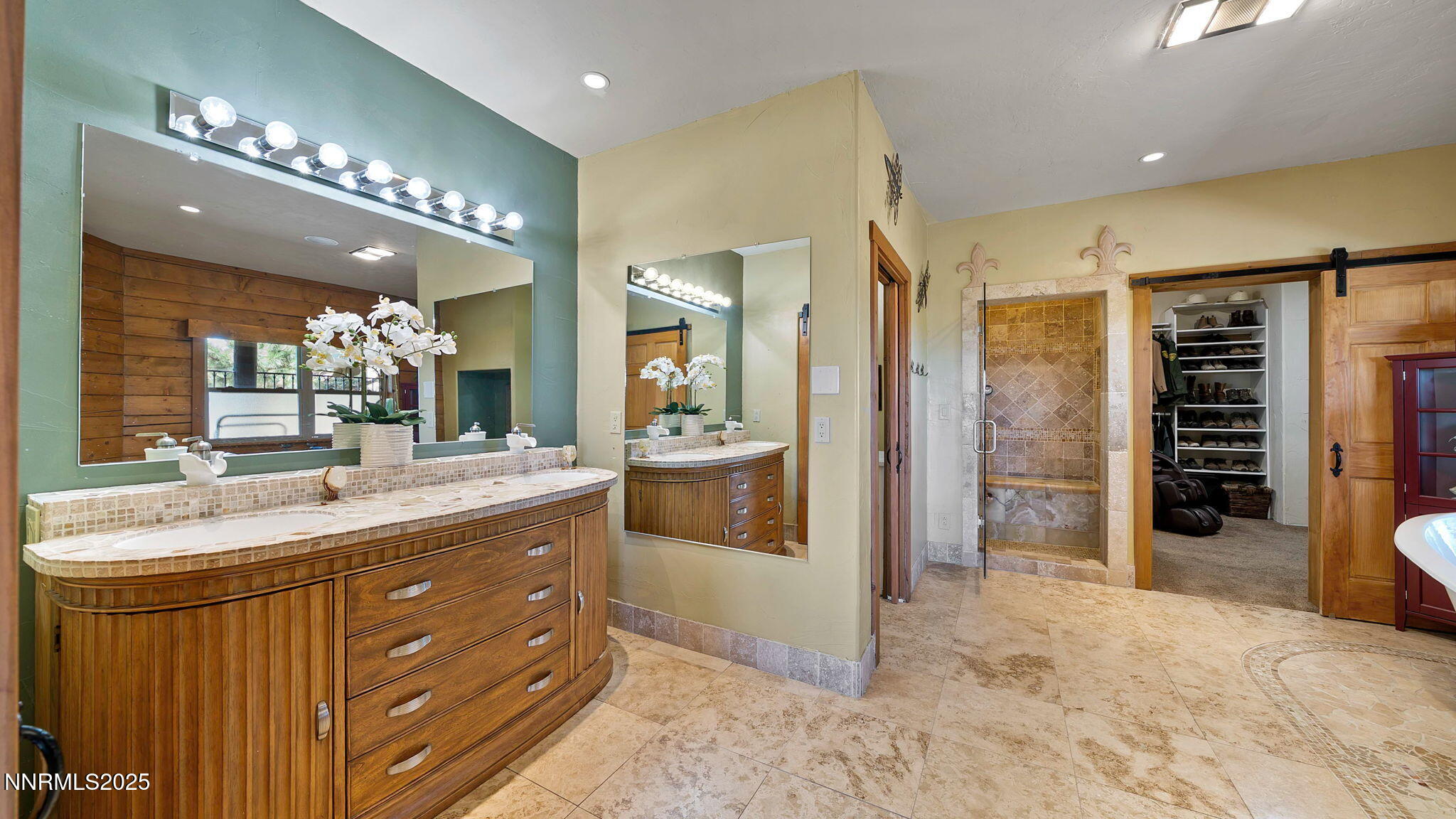 Reno, Nevada 89511, United States, 5 Bedrooms Bedrooms, ,5 BathroomsBathrooms,Residential,Active,119350