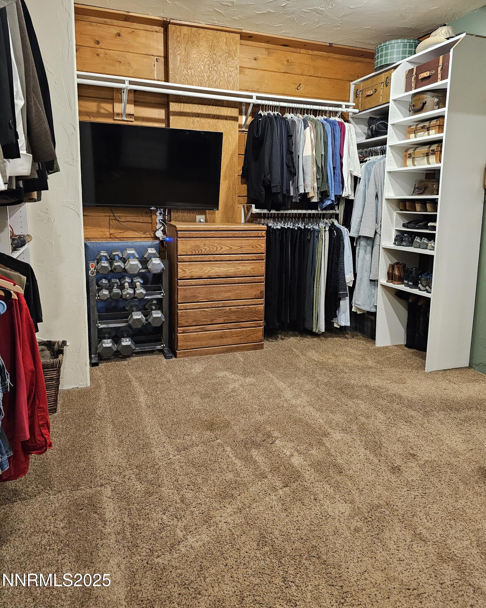 Reno, Nevada 89511, United States, 5 Bedrooms Bedrooms, ,5 BathroomsBathrooms,Residential,Active,119350