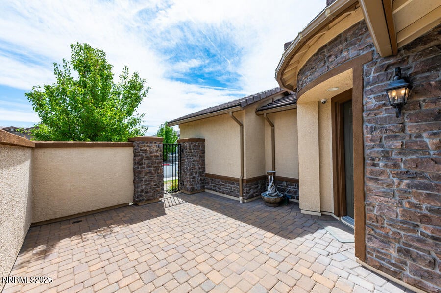 2275 Arpagos Lane