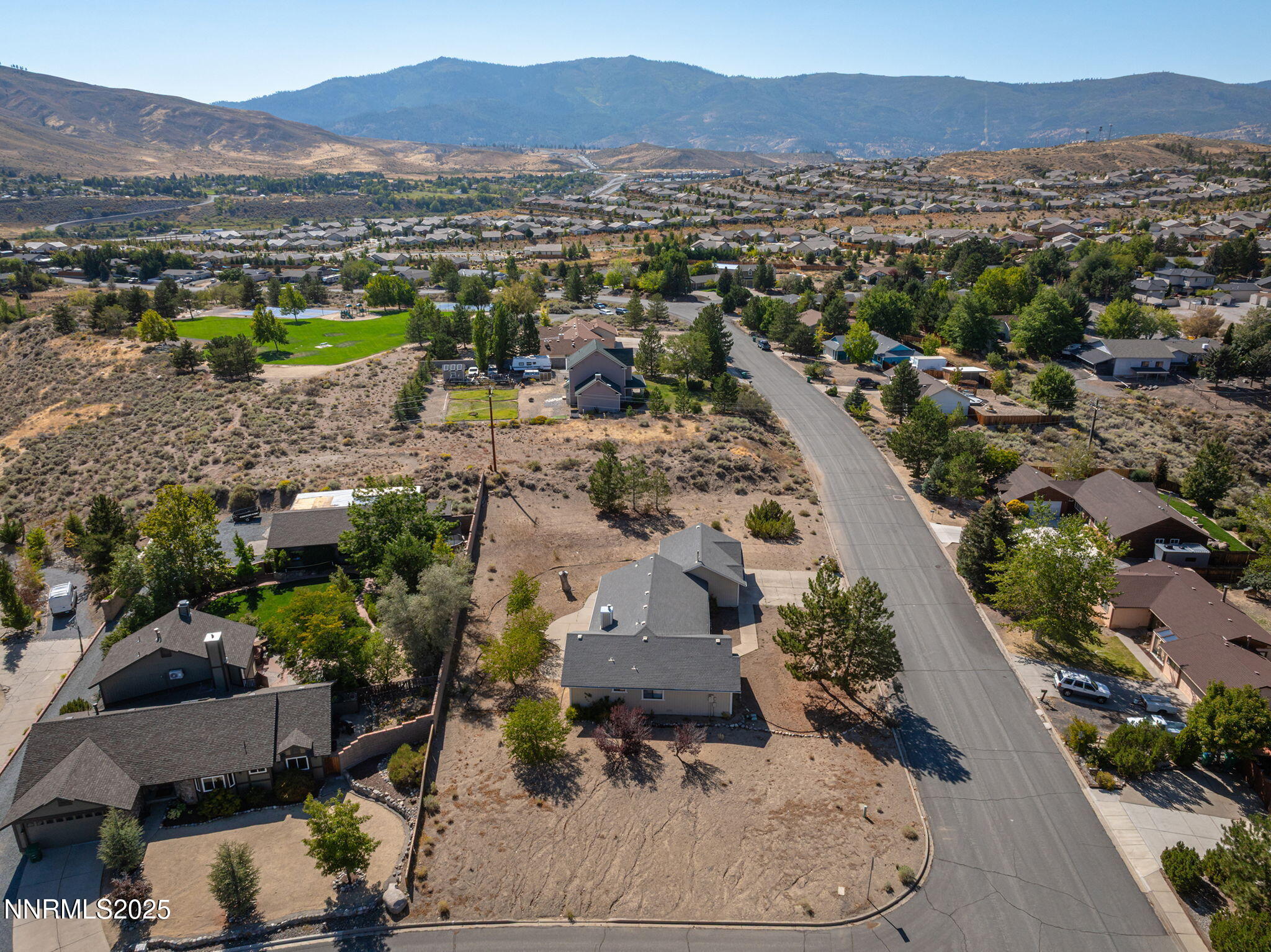 32-web-or-mls-DJI_0341