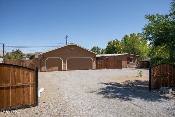 5640 DUCLERCQUE WAY, SUN VALLEY, NV 89433 - Image fdf515ca4d228f387b72b1b06cdcd2b2/3999692533