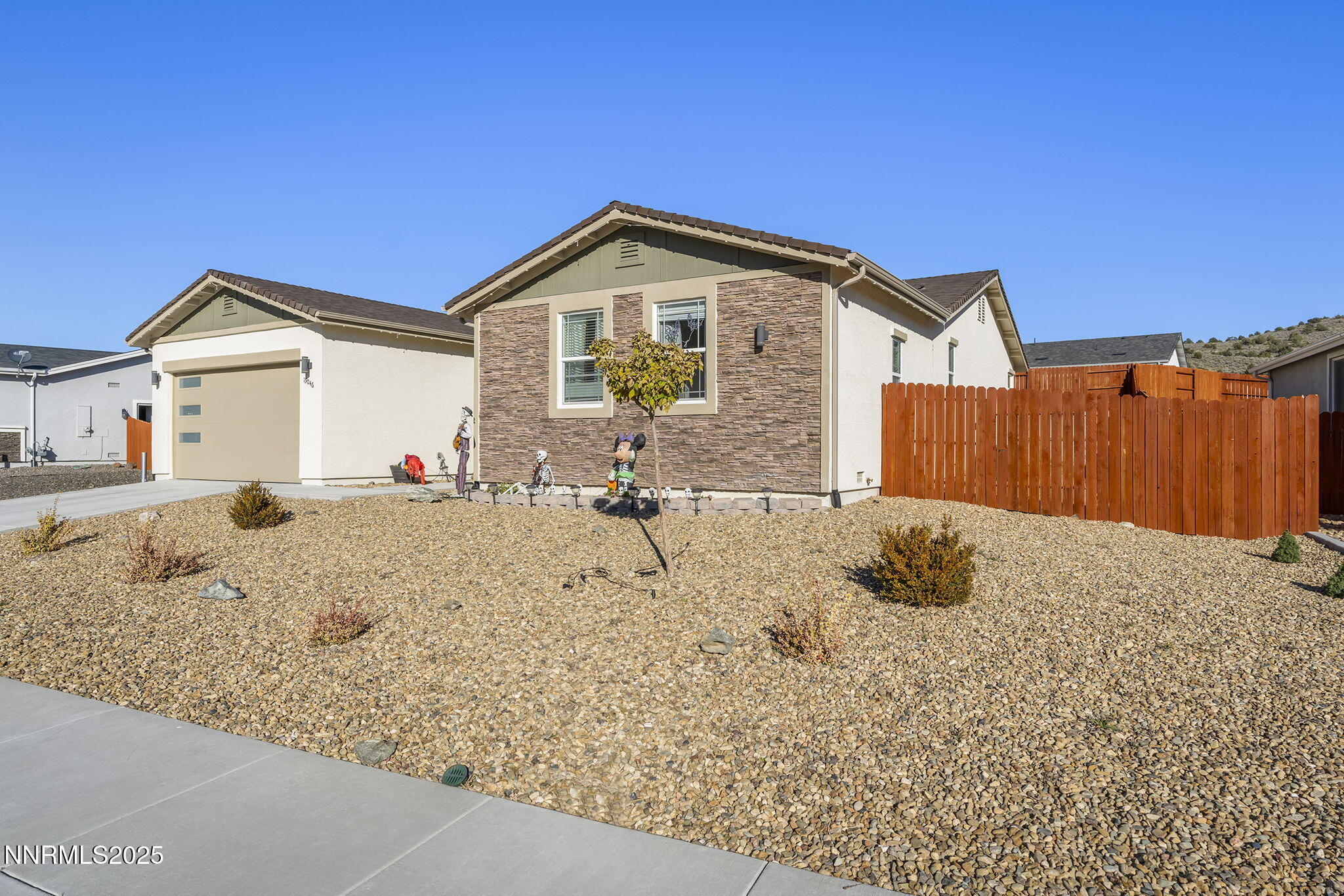 2-web-or-mls-_DSC3359