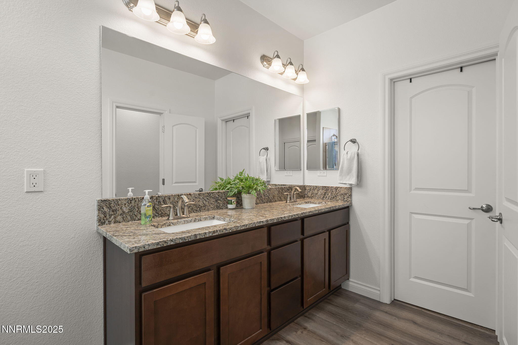 14-web-or-mls-_DSC3280