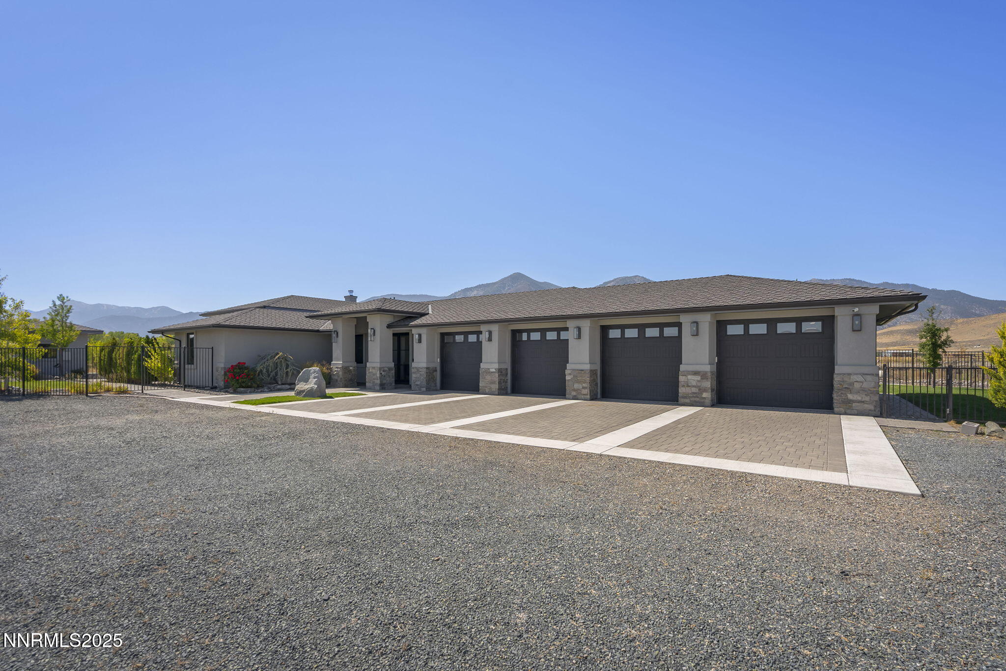 1-web-or-mls-_DSC0513