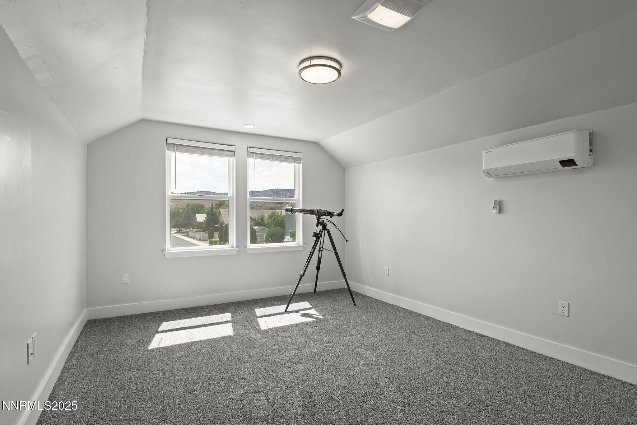 33-web-or-mls-_DSC0303