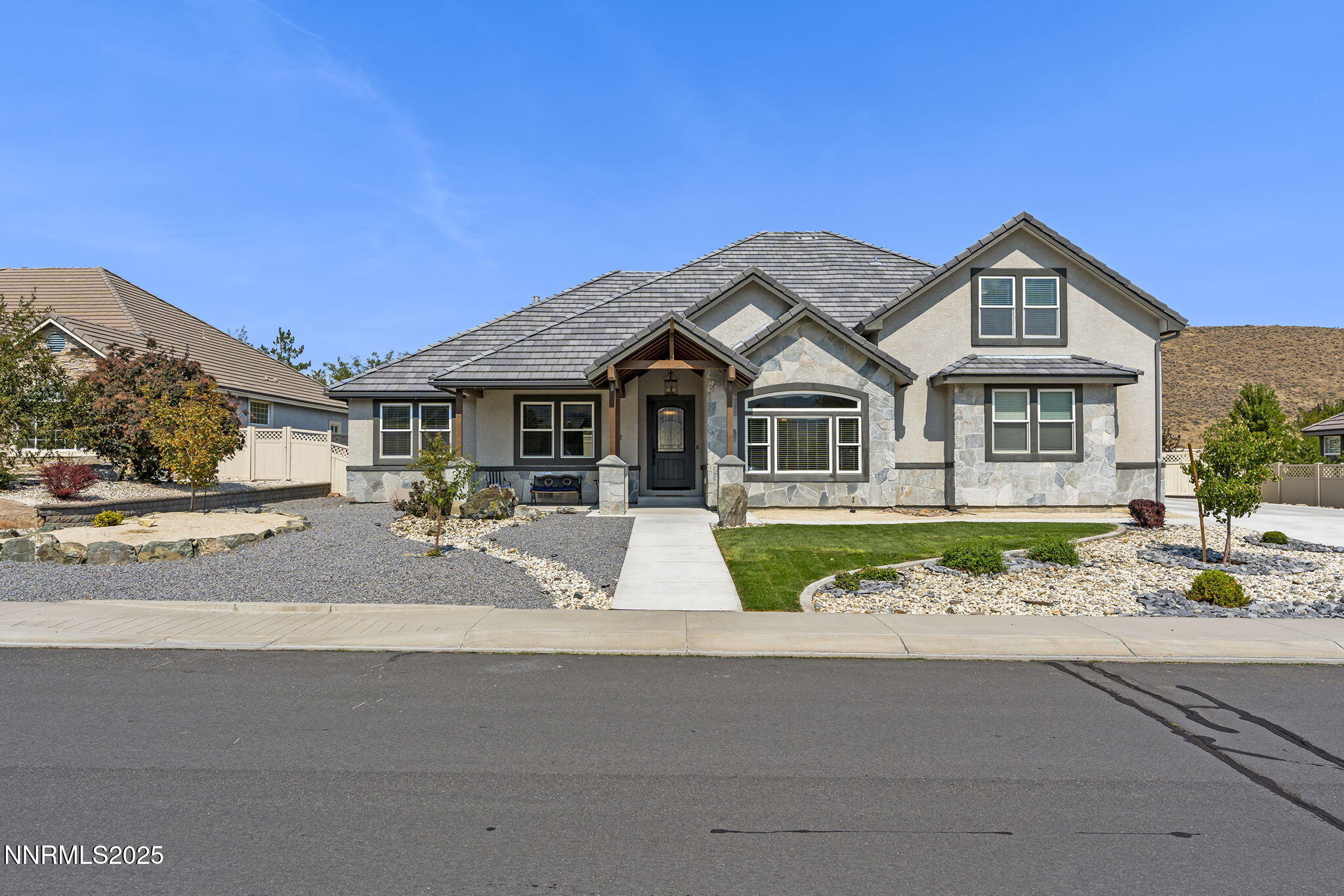 1-web-or-mls-_DSC0117