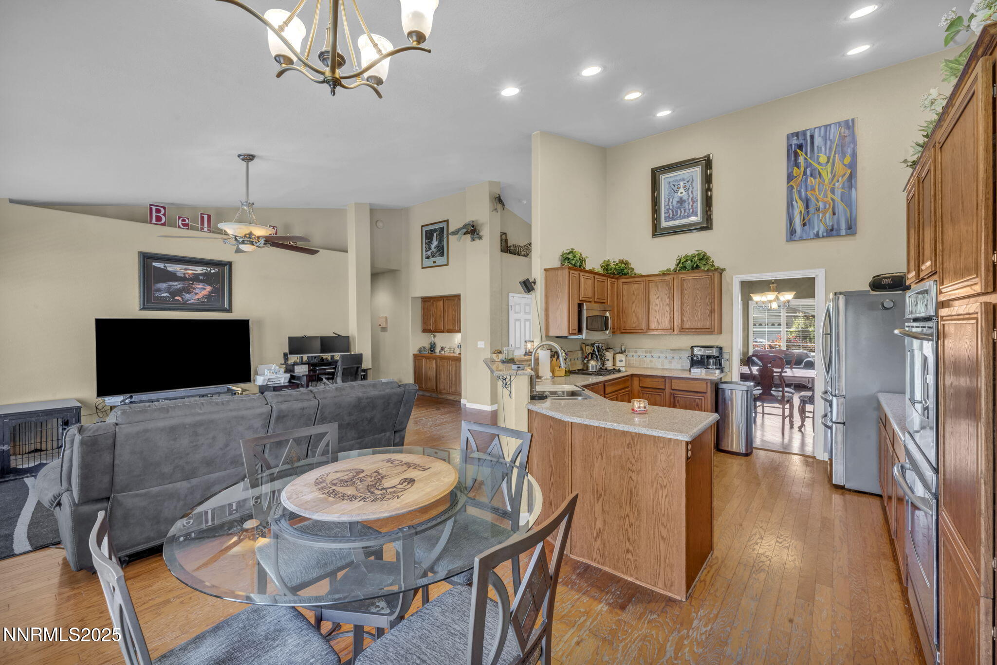 35-web-or-mls-20999-cameron-ct