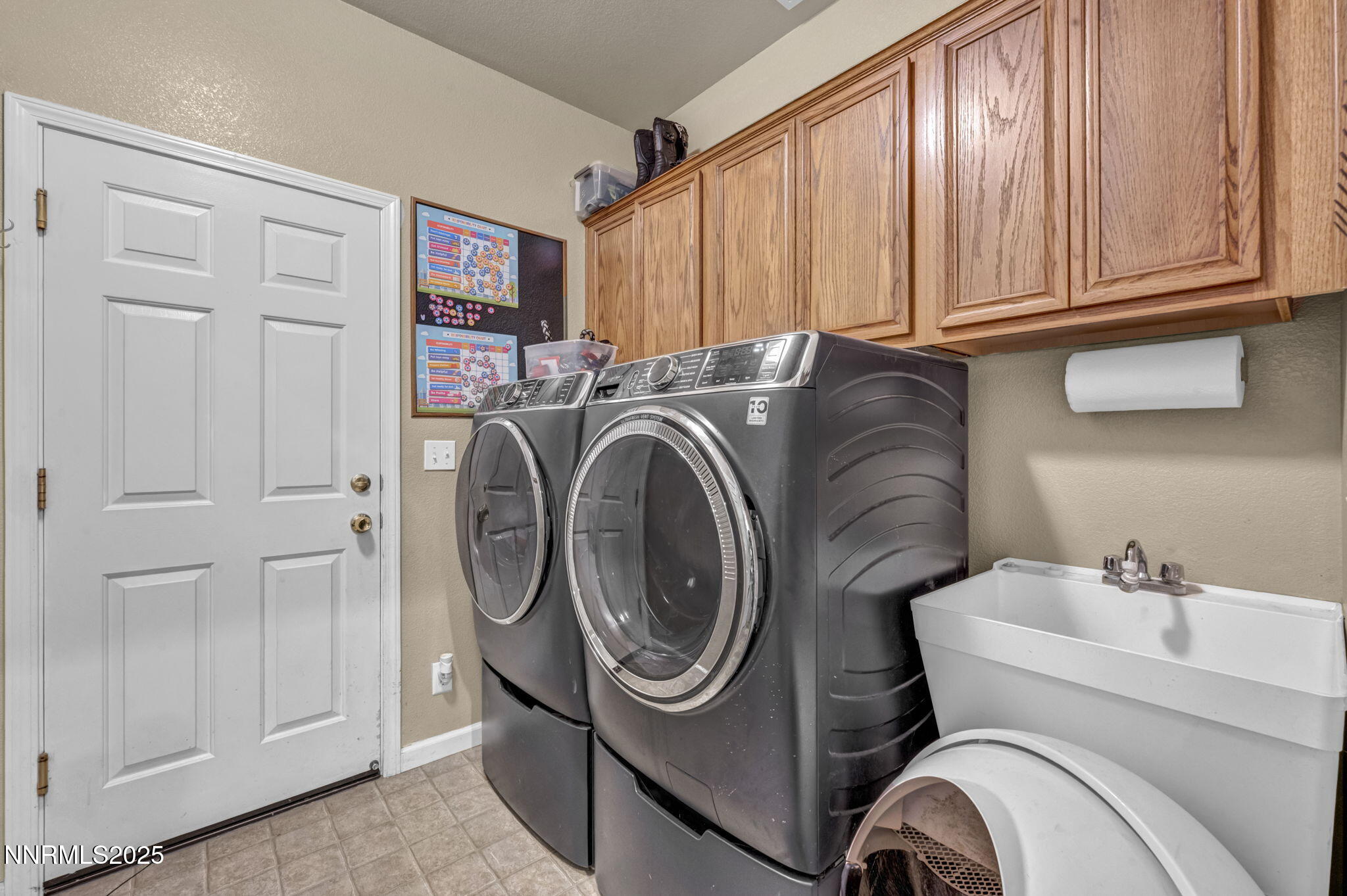 43-web-or-mls-20999-cameron-ct