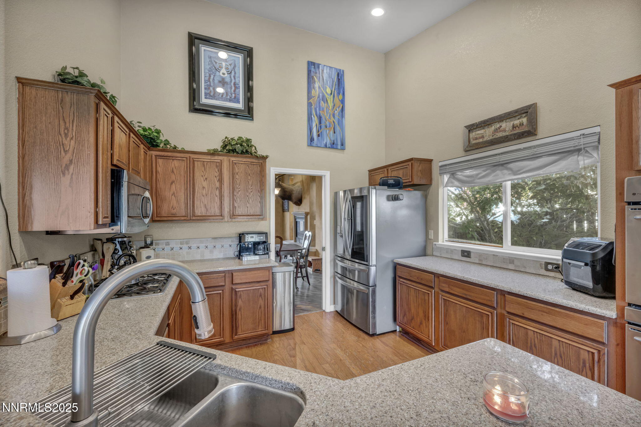 34-web-or-mls-20999-cameron-ct