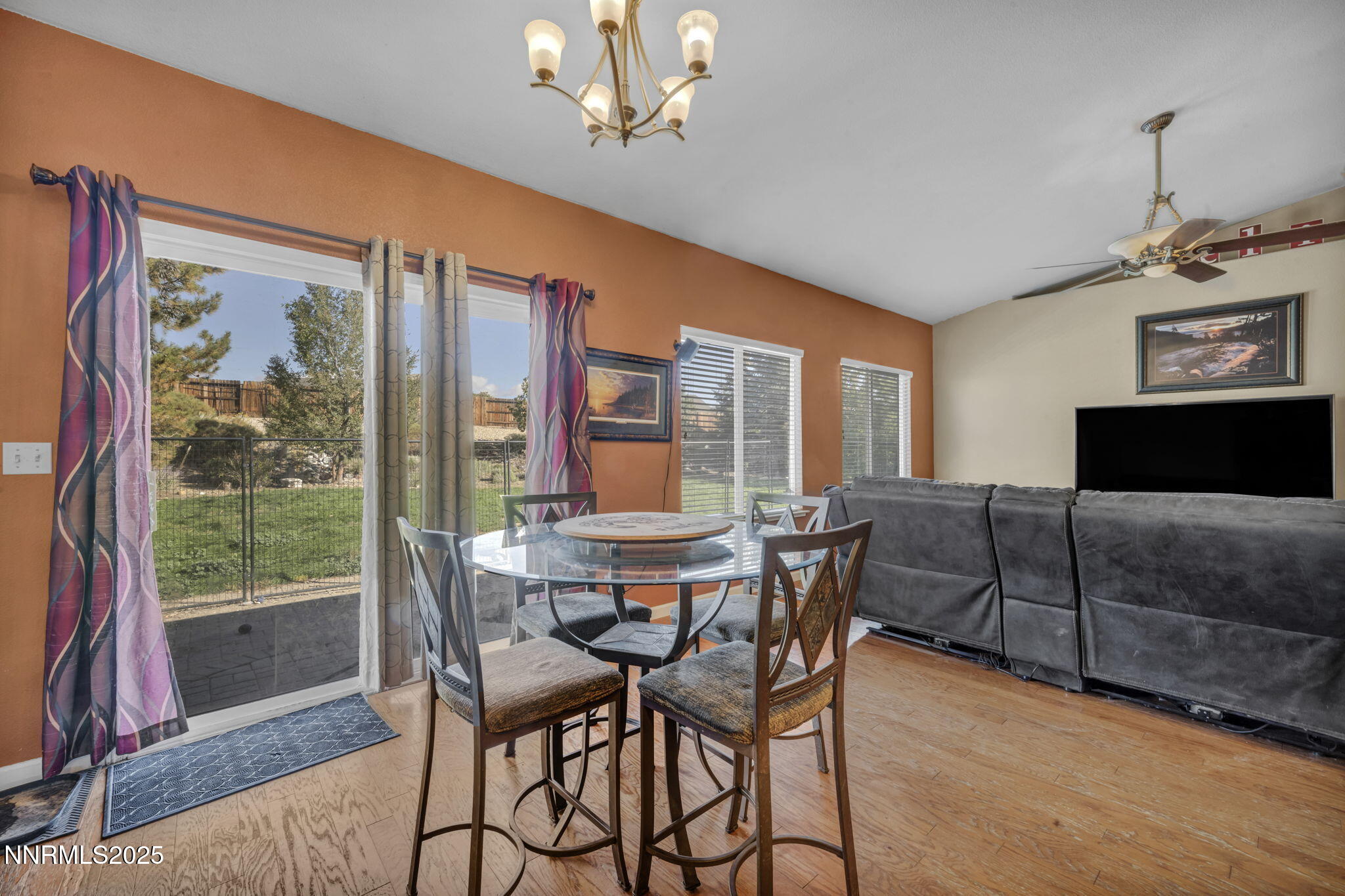 28-web-or-mls-20999-cameron-ct