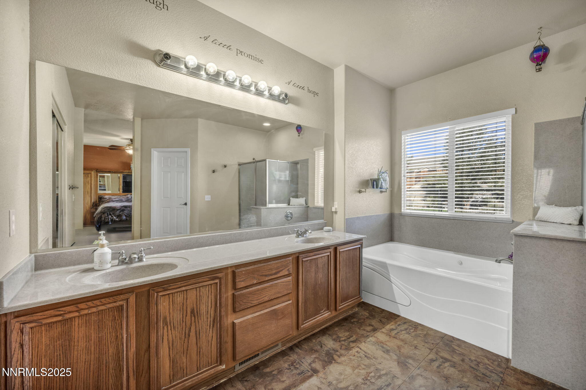 51-web-or-mls-20999-cameron-ct